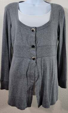 Style & Co Gray White Layer Faux Button Closure Top Medium Lightweight Soft